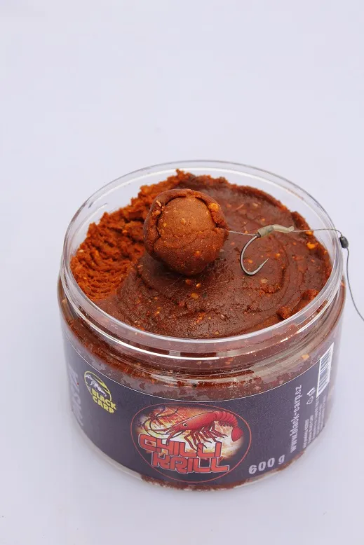 Black Carp Obalovací Pasta 600g