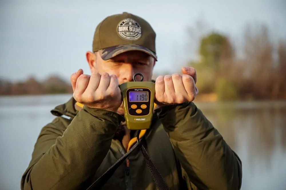 Prologic Váha Avenger Scale 110lb 50kg