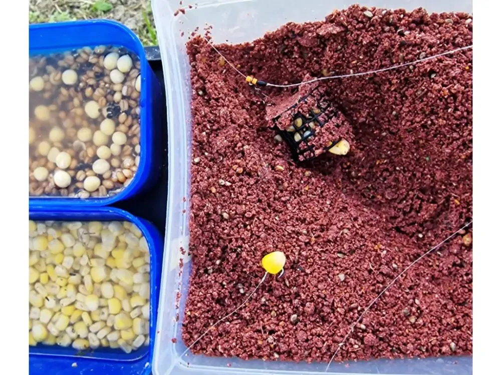 Chytil Krmítková směs Carp Mix 800g